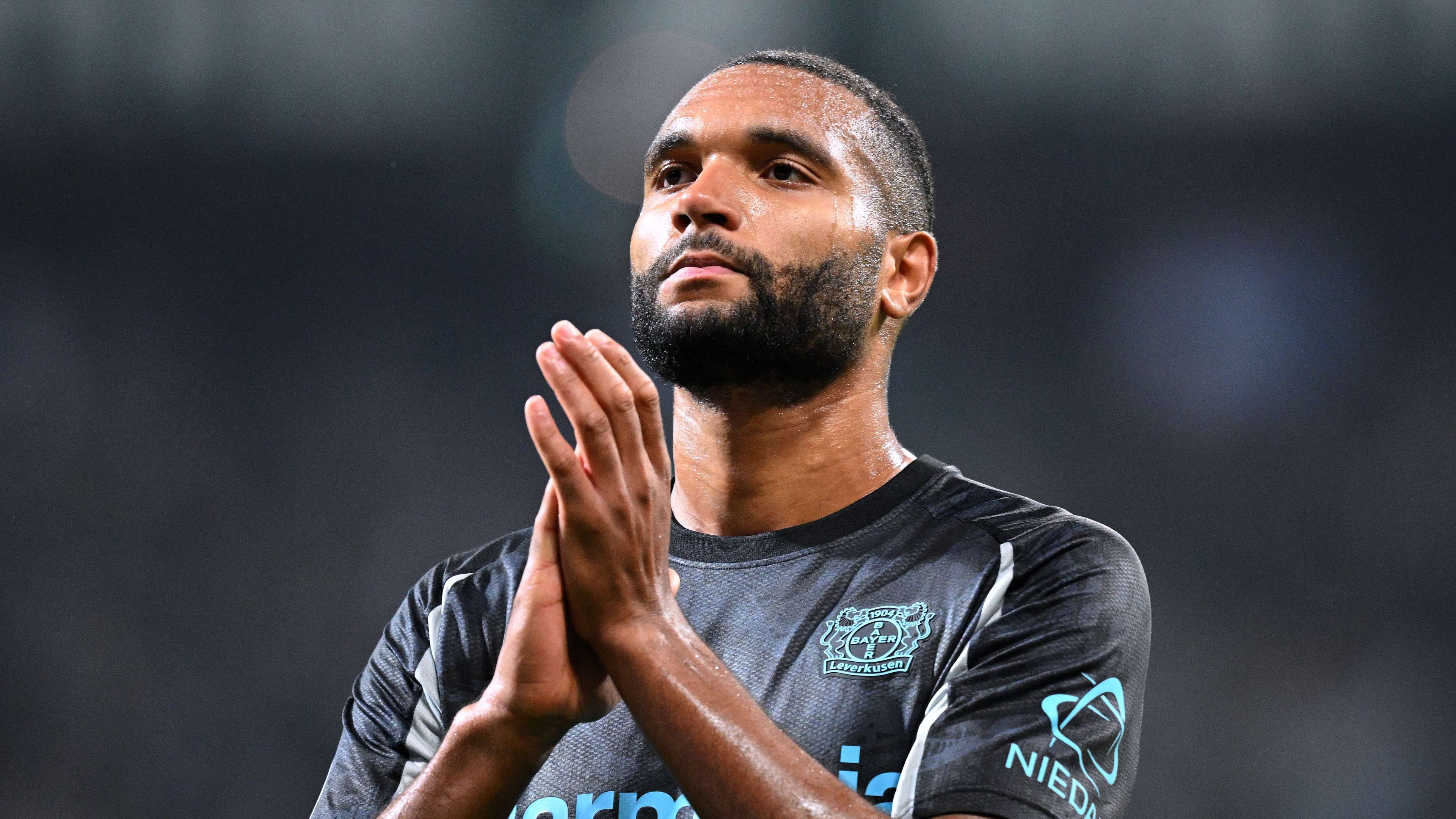 他一直在为 他一直在为